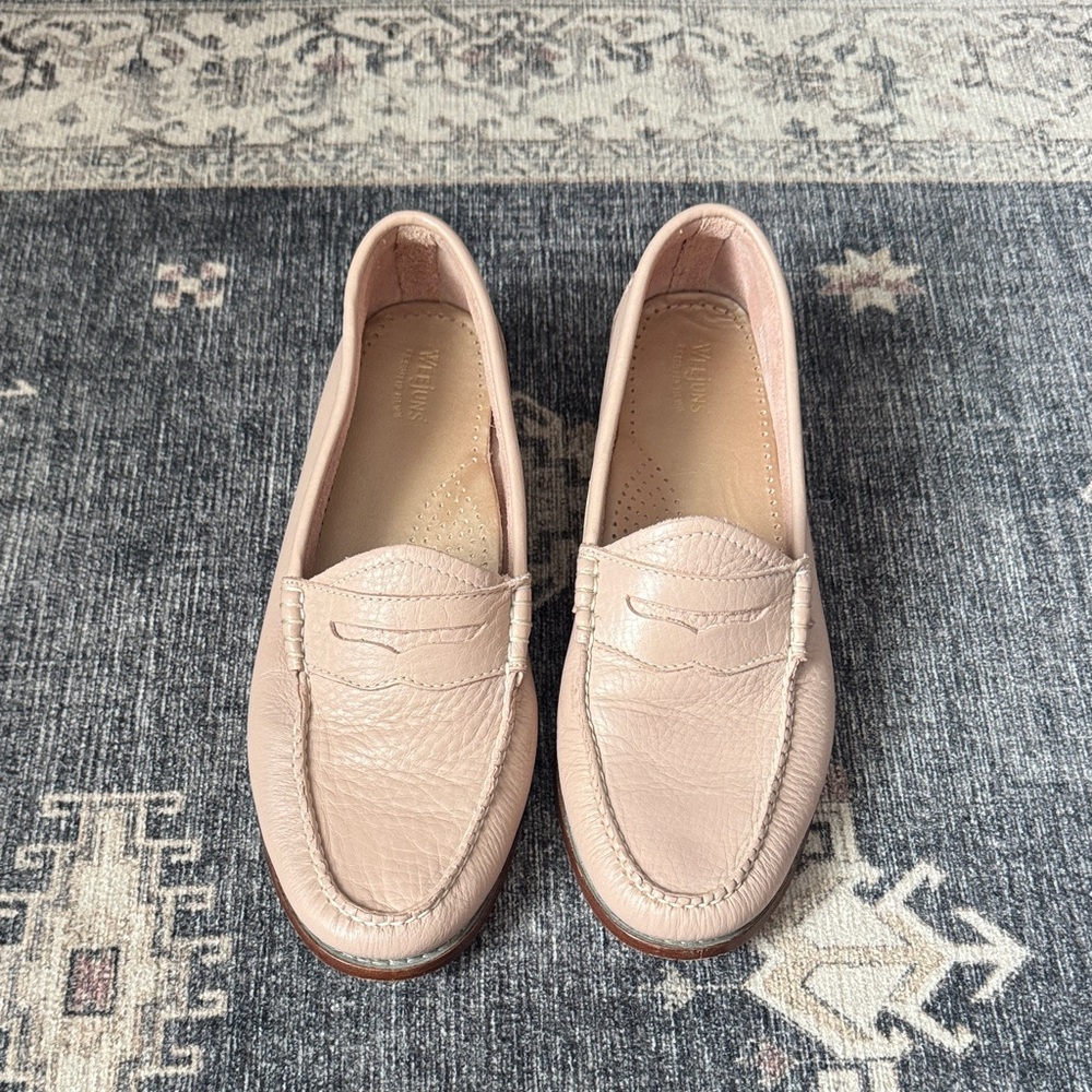 G. H. Bass Weejuns Whitney loafers